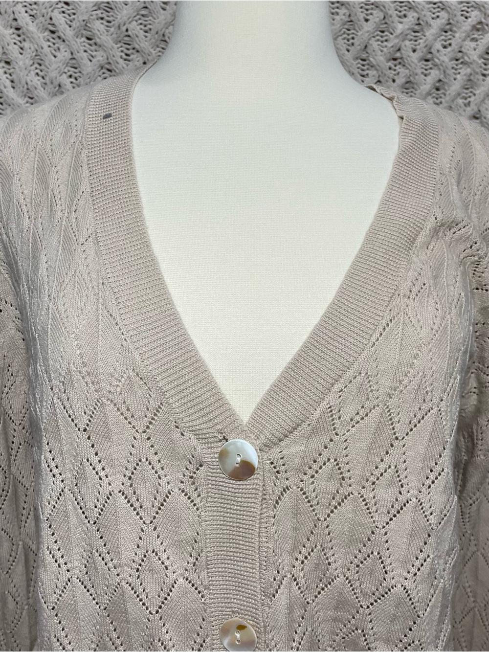Light Beige Woman Openwork V-Neck Button Cardigan size L 100% Cotton - Picture 2 of 10